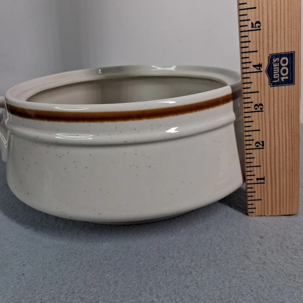 Old Brook Collection Stoneware Casserole Dish With Lid Japan Brown Trim Speckled